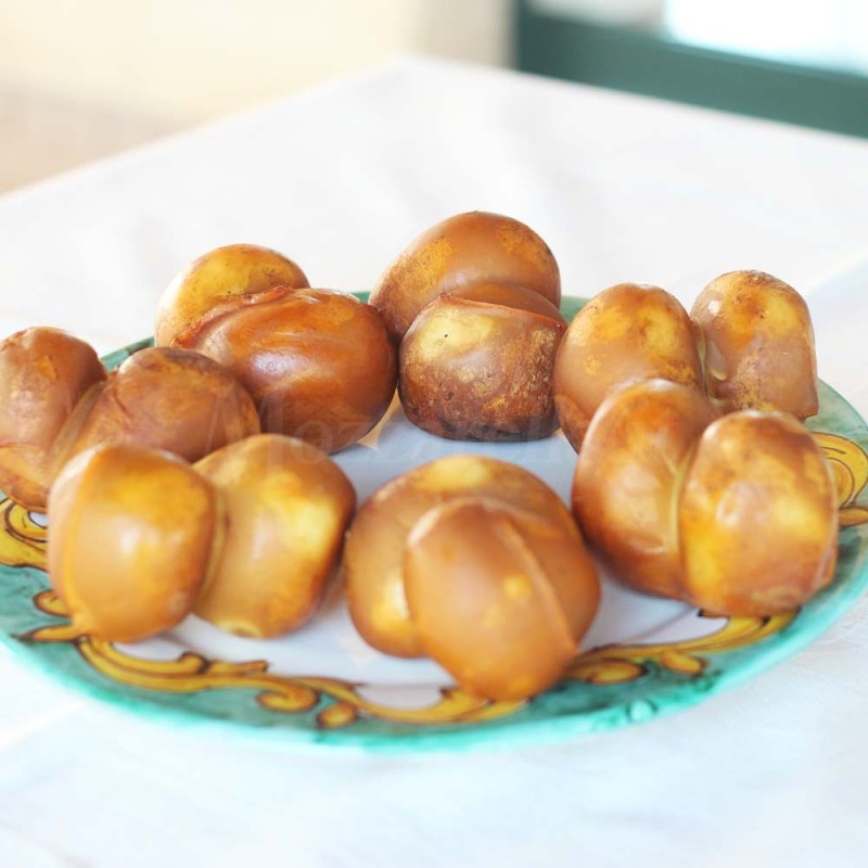 Scamorza vaccino affumicata