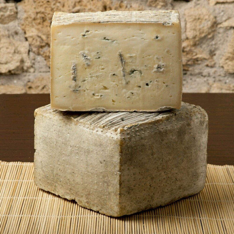 erborinato con il 100% di latte di bufala